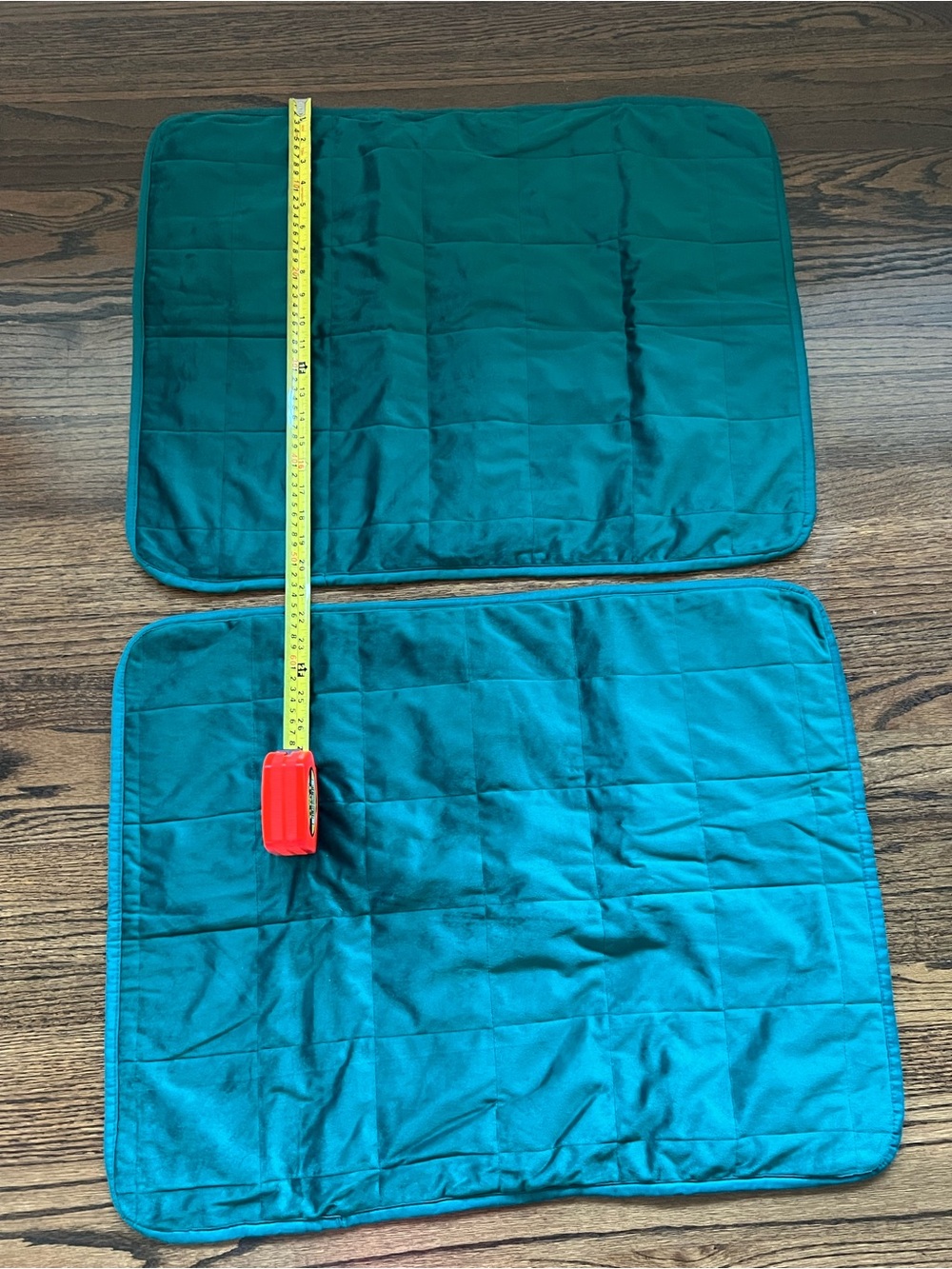 Green Quilted Standard Shams

Excellent condition